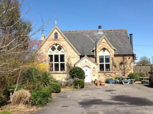 Shouldham Thorpe Chalk And Cheese Bed & Breakfast エクステリア 写真